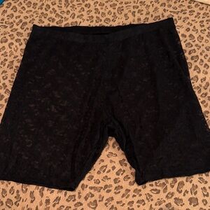 🐷 Torrid Black Lace Biker Slip Shorts
